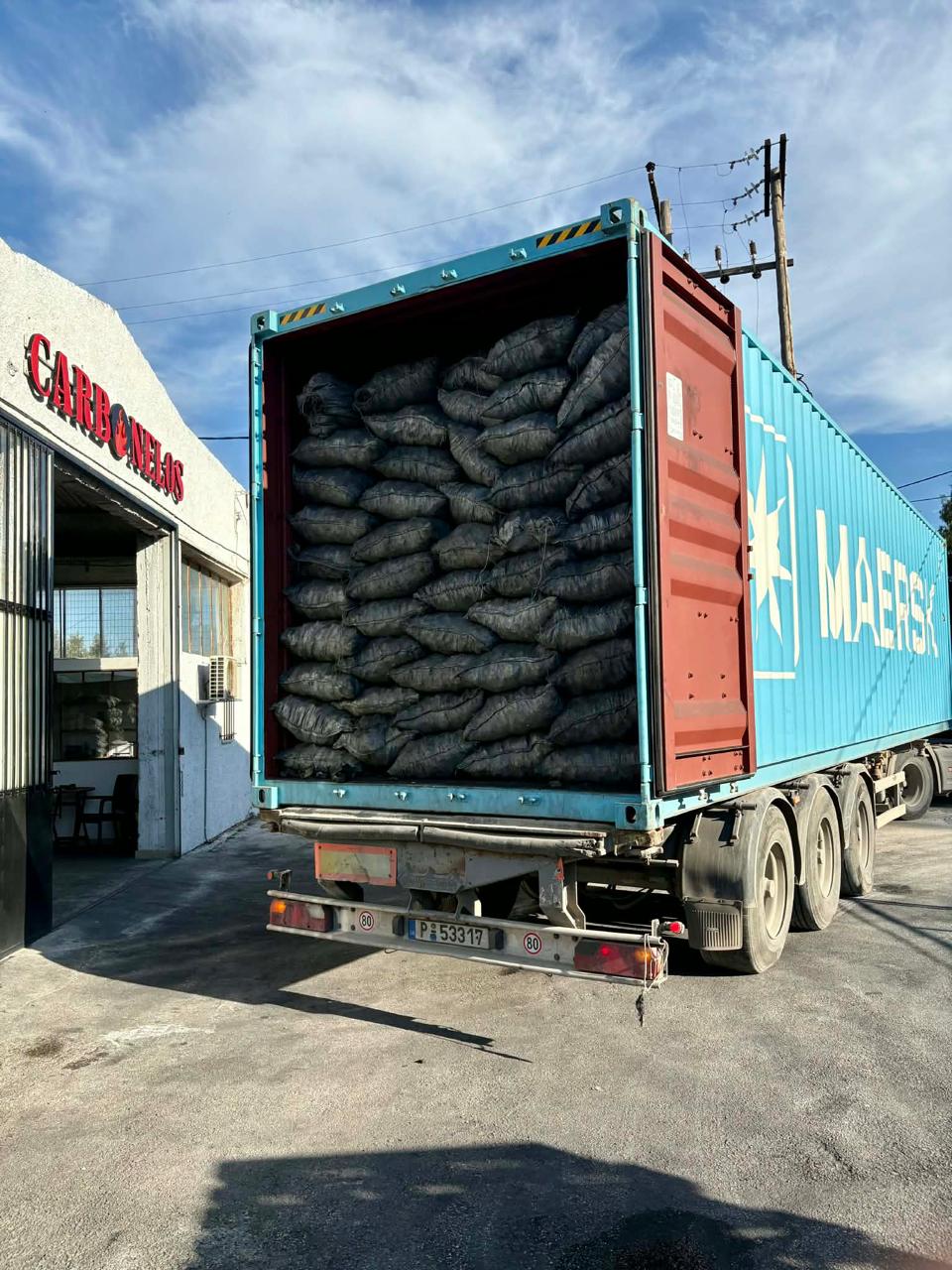 Φόρτωση container Carbonelos